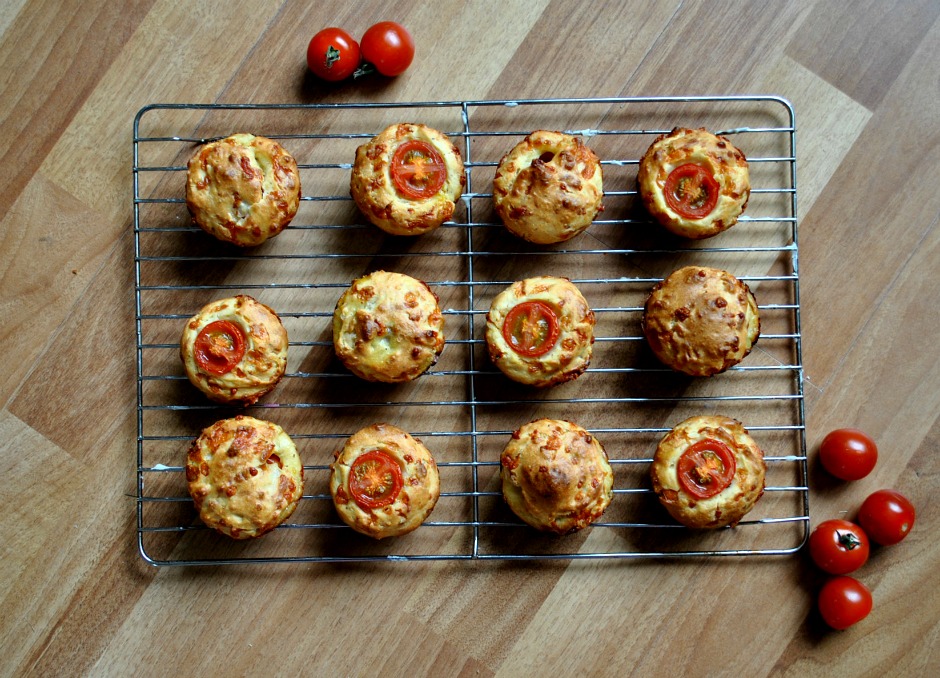 How to make some Cheesy Tomato Muffins