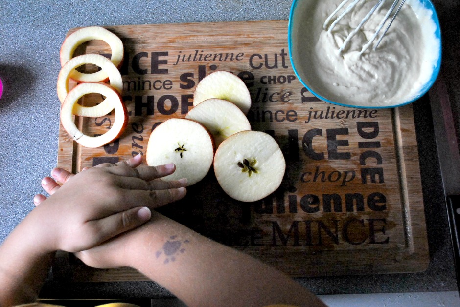 How to make Homemade Cinnamon Apple Rings