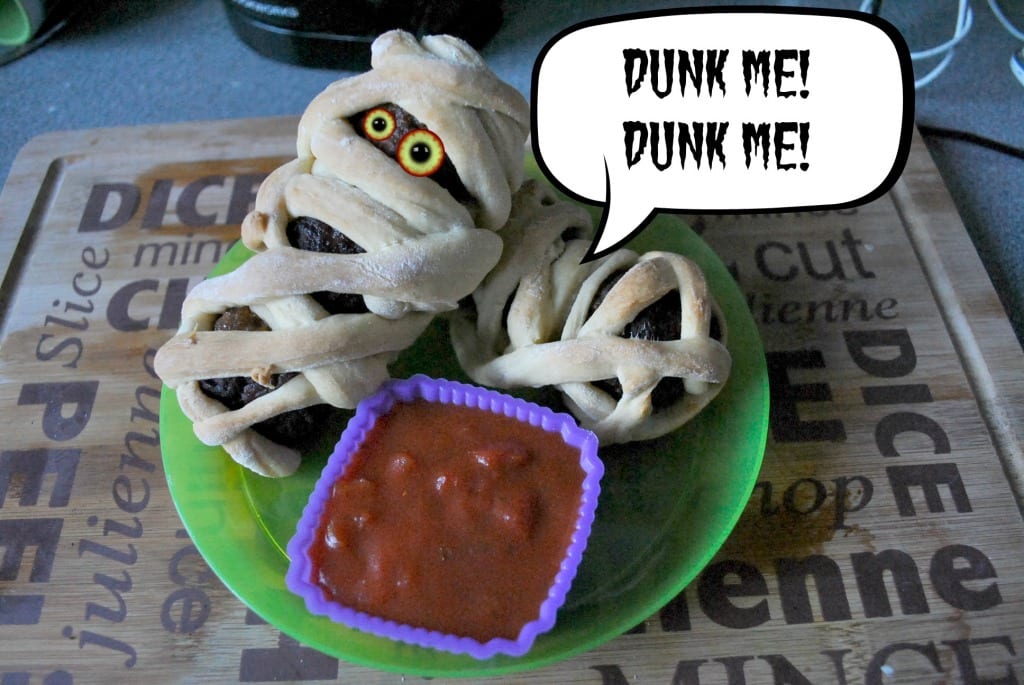 halloween-meatball-mummies-recipe halloween-meatball-mummies-recipe