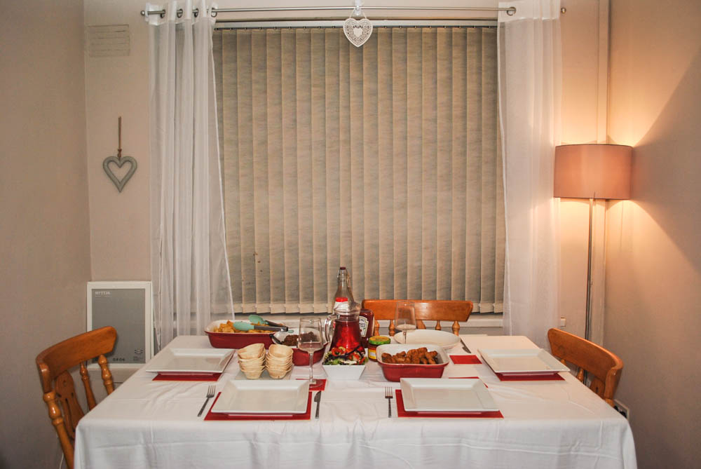 Throwing a dinner party with Homebase