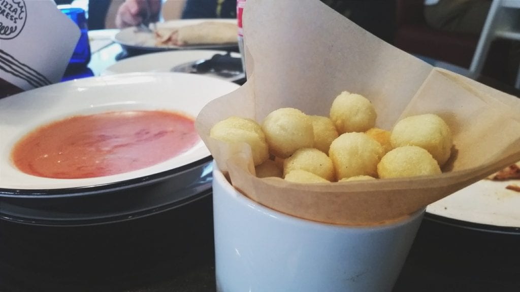 Our Pizza Express experience in Victoria Square, Belfast - Click through to see what we thought! 