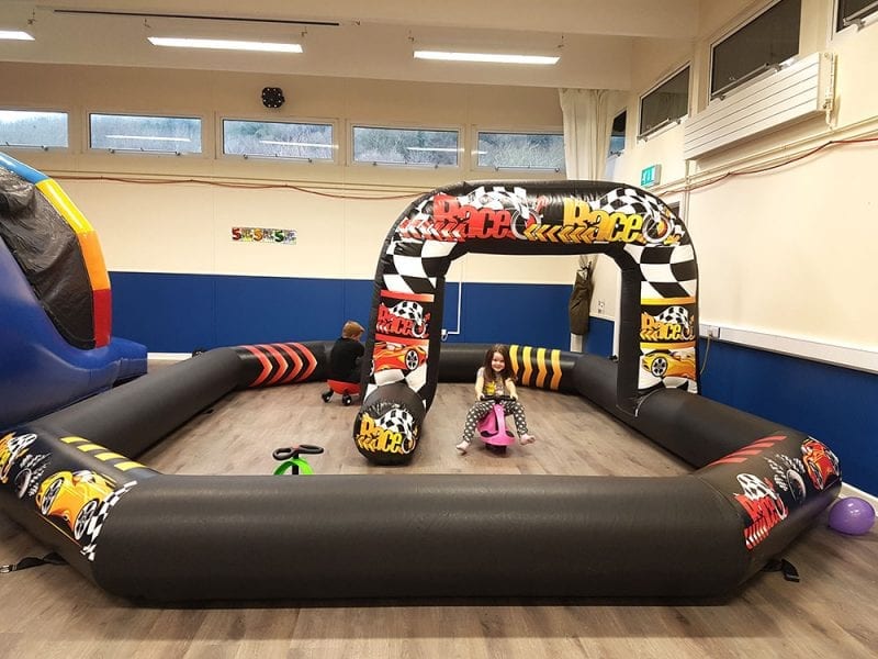 Inflatable race track - Jumping Jacks