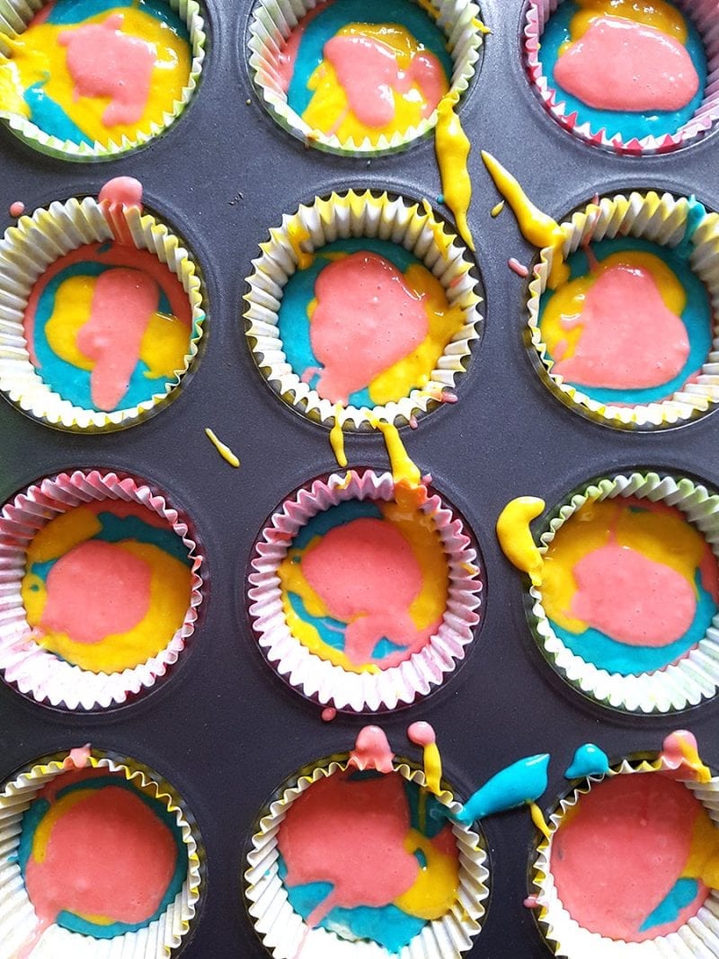 Rainbow cupcakes