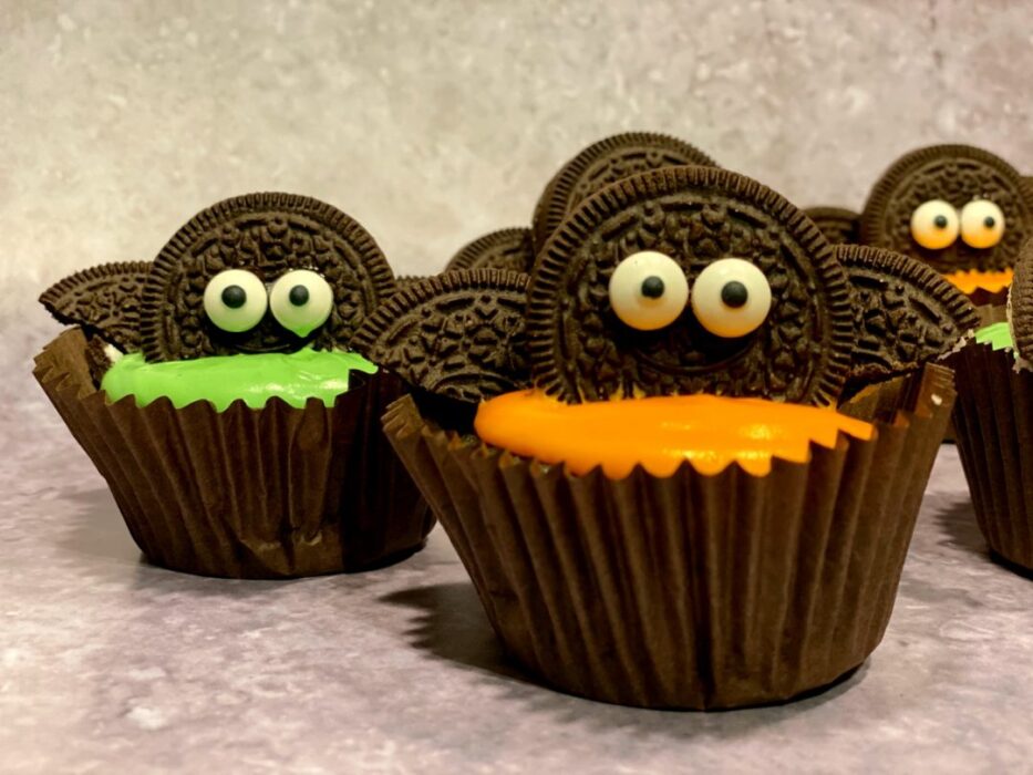 Oreo Bat Cupcakes