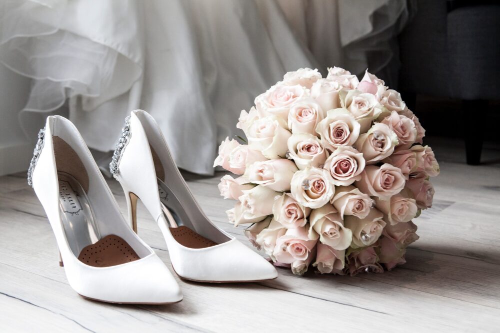 AD – How to Use Photo Prints at Your Wedding