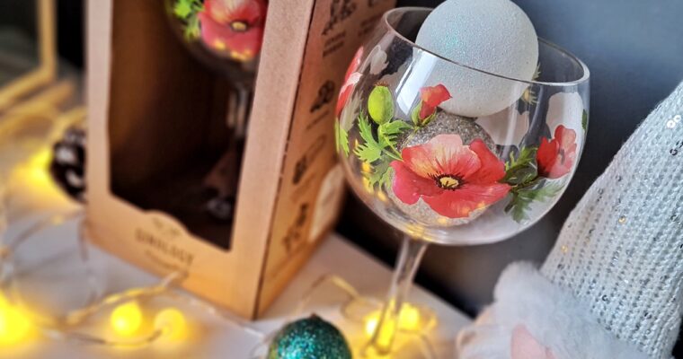 A Christmas Gift Guide for Drink Lovers!