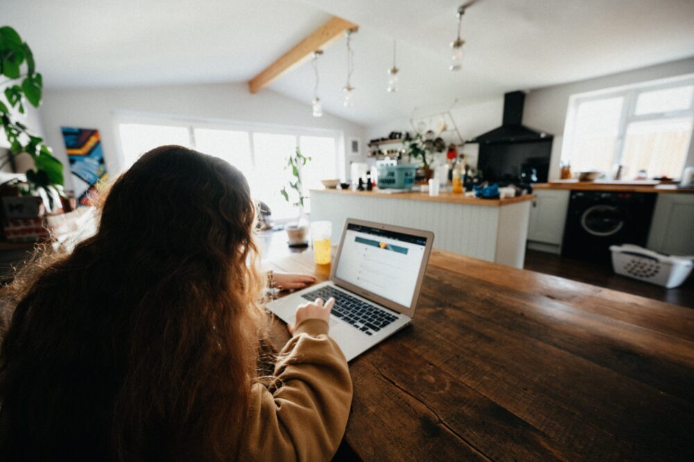 Tech Tools for Homeschooling – Must-Have Apps and Websites for Modern Mums