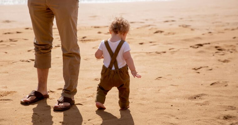 How To Prepare Your Little One For Their First Big International Holiday