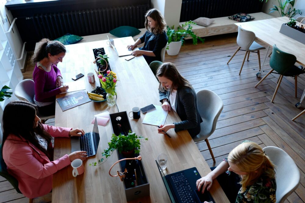 The Role of Technology in Advancing Women’s Leadership in Business