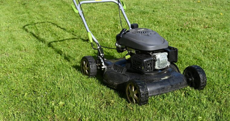 Lawn Mower Blade Materials Compared: Which One Lasts and Performs Best?
