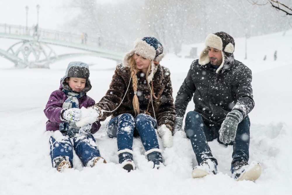 Charming Holiday Outfits for Kids: Cozy Jackets for Winter Fun